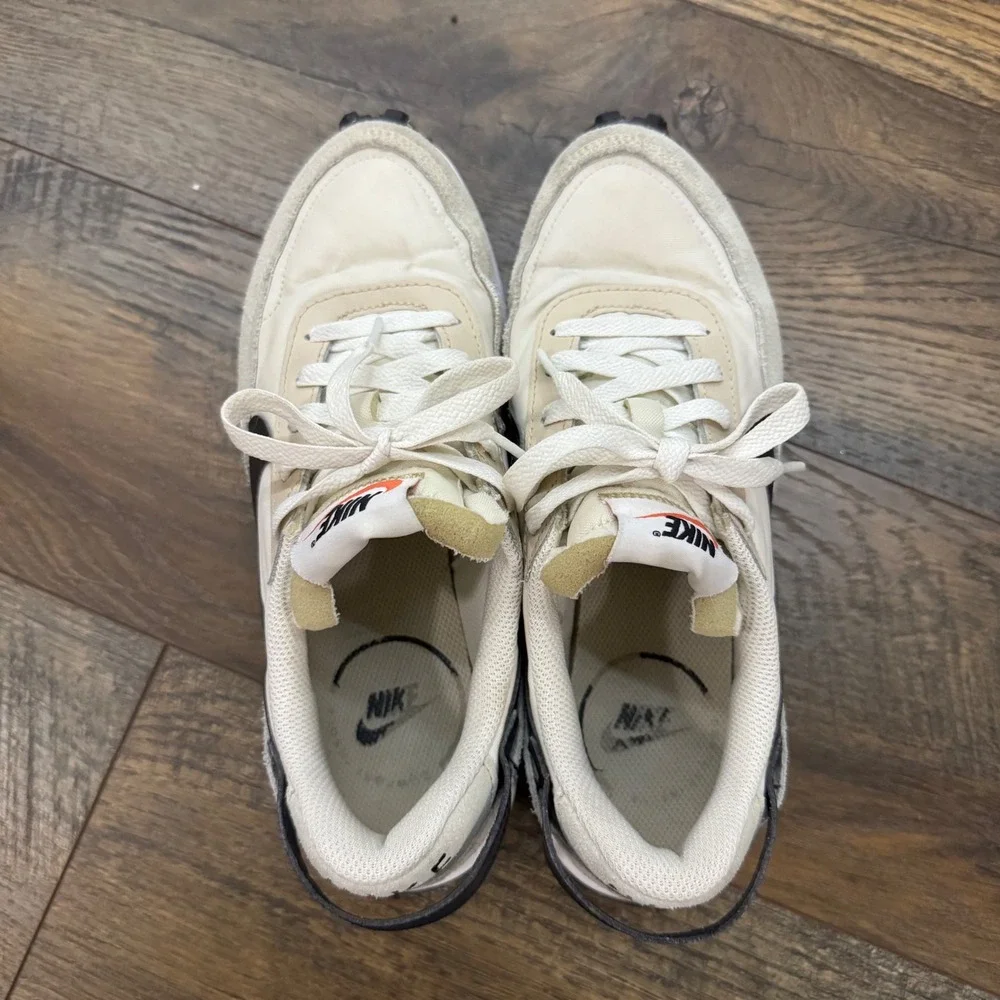 Nike Waffle Debut Sail Ivory Black Womens 5.5 Running Shoes Athletic Sneaker